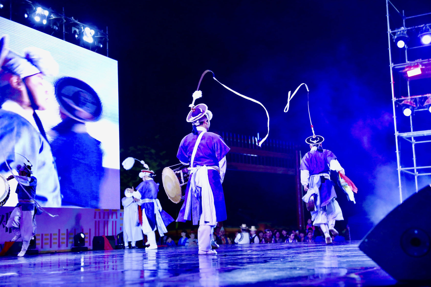 110419SouthKorea27YON.jpg